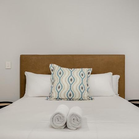 117 On Strand Apartments Cape Town Bagian luar foto