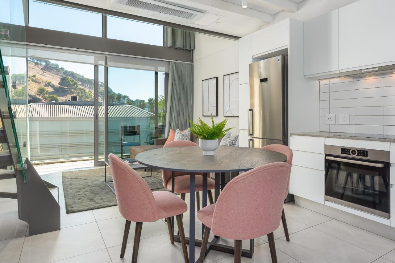 117 On Strand Apartments Cape Town Bagian luar foto