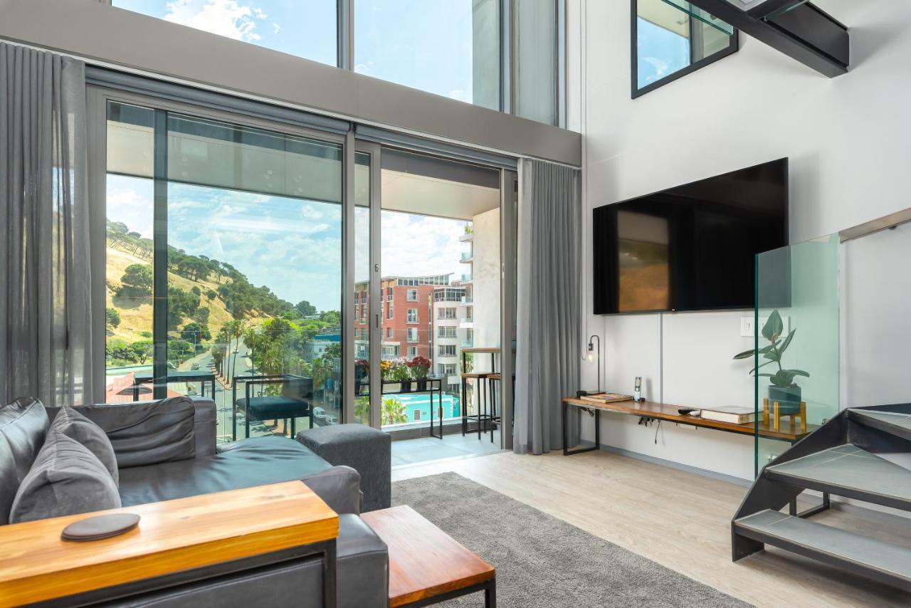 117 On Strand Apartments Cape Town Bagian luar foto