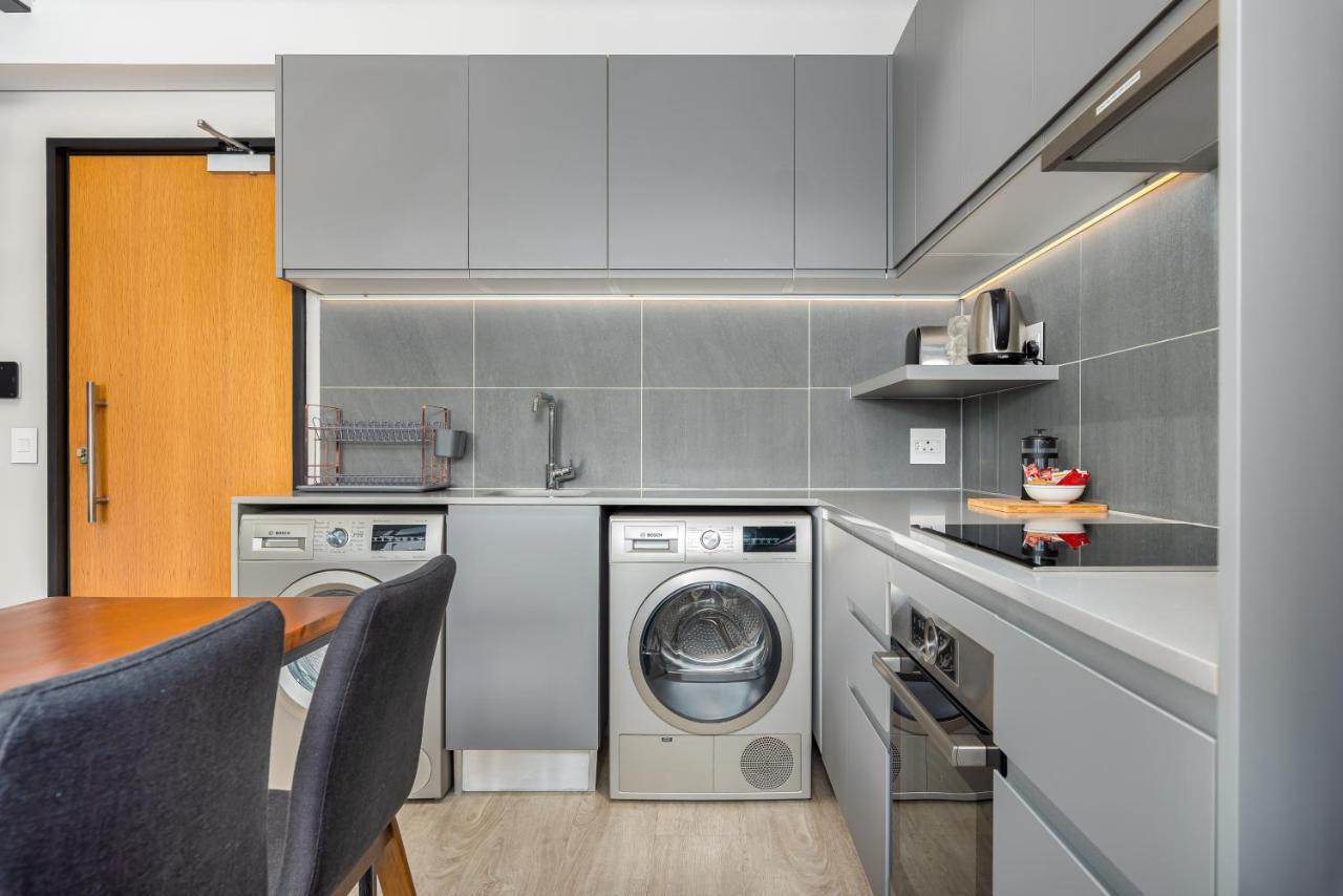 117 On Strand Apartments Cape Town Bagian luar foto