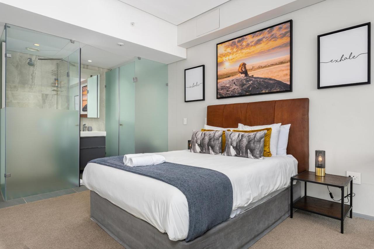 117 On Strand Apartments Cape Town Bagian luar foto