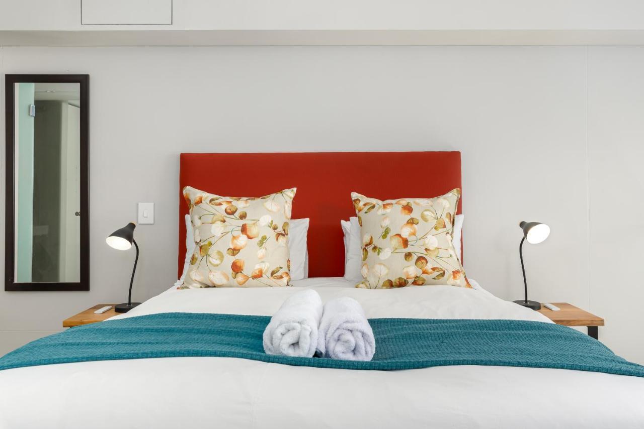 117 On Strand Apartments Cape Town Bagian luar foto
