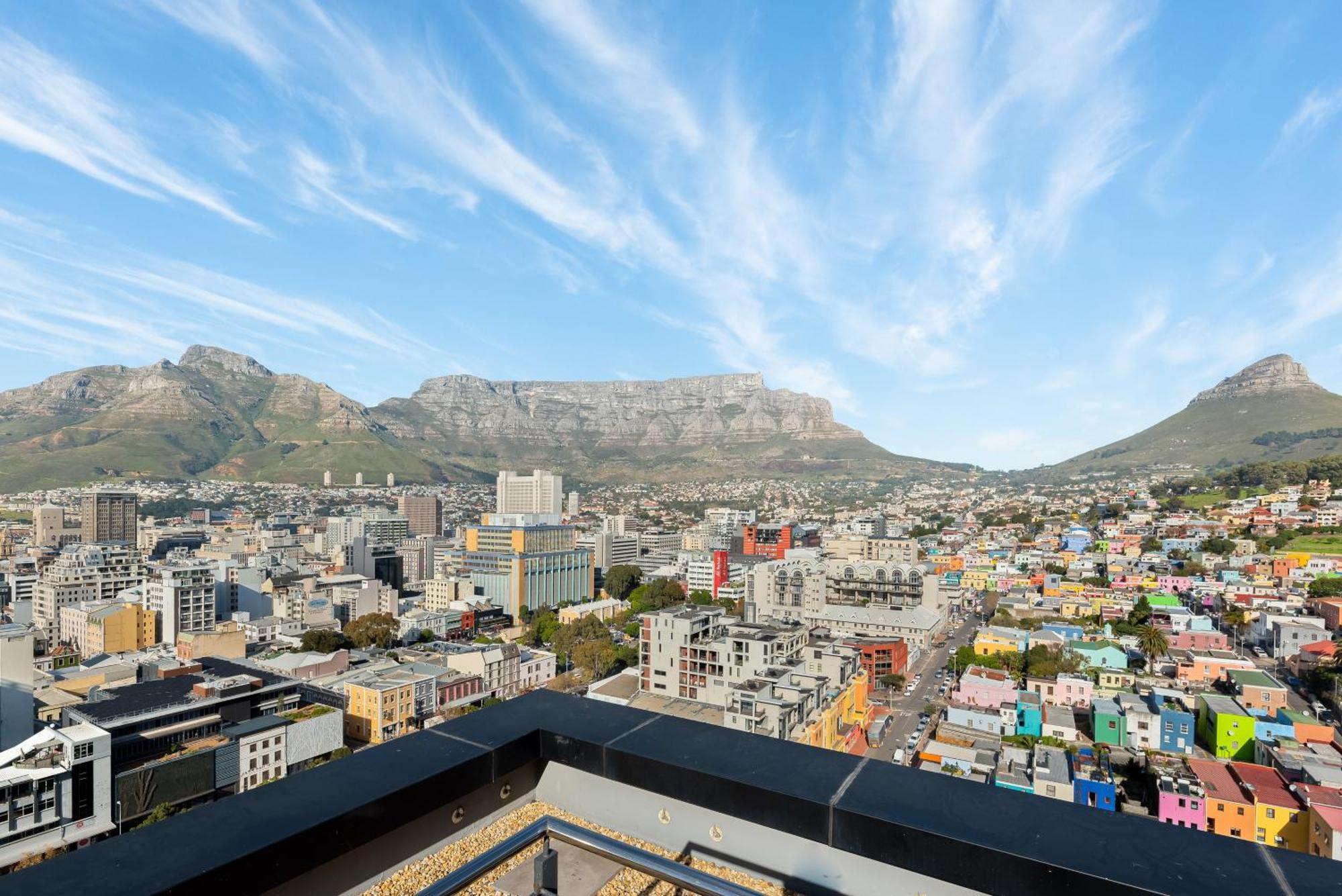 117 On Strand Apartments Cape Town Bagian luar foto