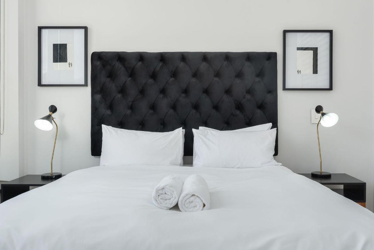 117 On Strand Apartments Cape Town Bagian luar foto