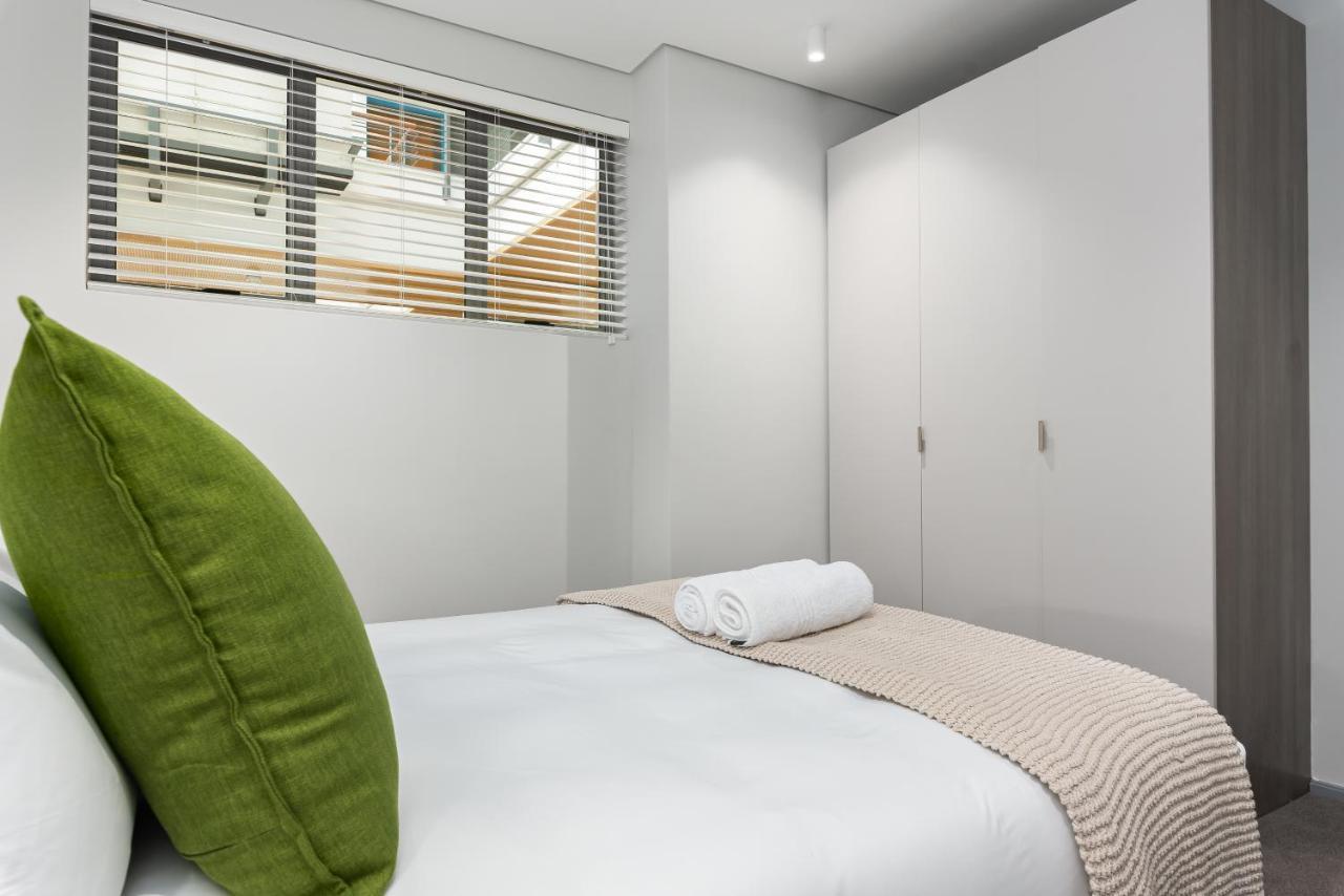 117 On Strand Apartments Cape Town Bagian luar foto